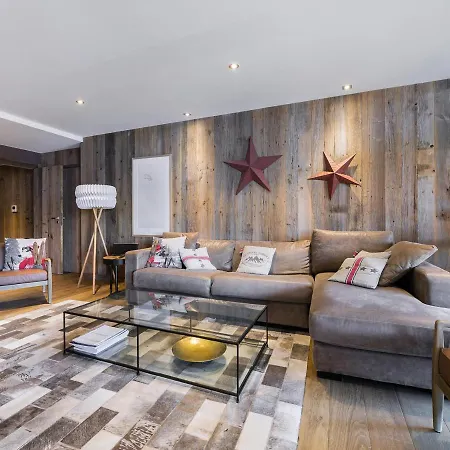 Spacieux Au Pied Des Pistes Avec Spa, Parking Et Cheminee - Fr-1-565-8 شقة *