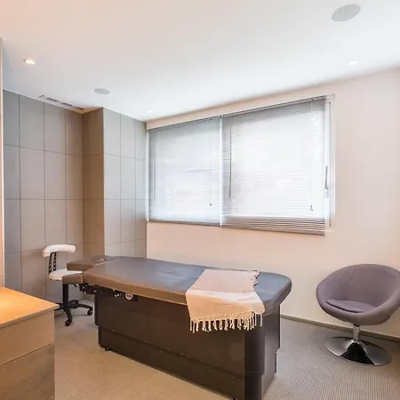 Spacieux Au Pied Des Pistes Avec Spa, Parking Et Cheminee - Fr-1-565-8
